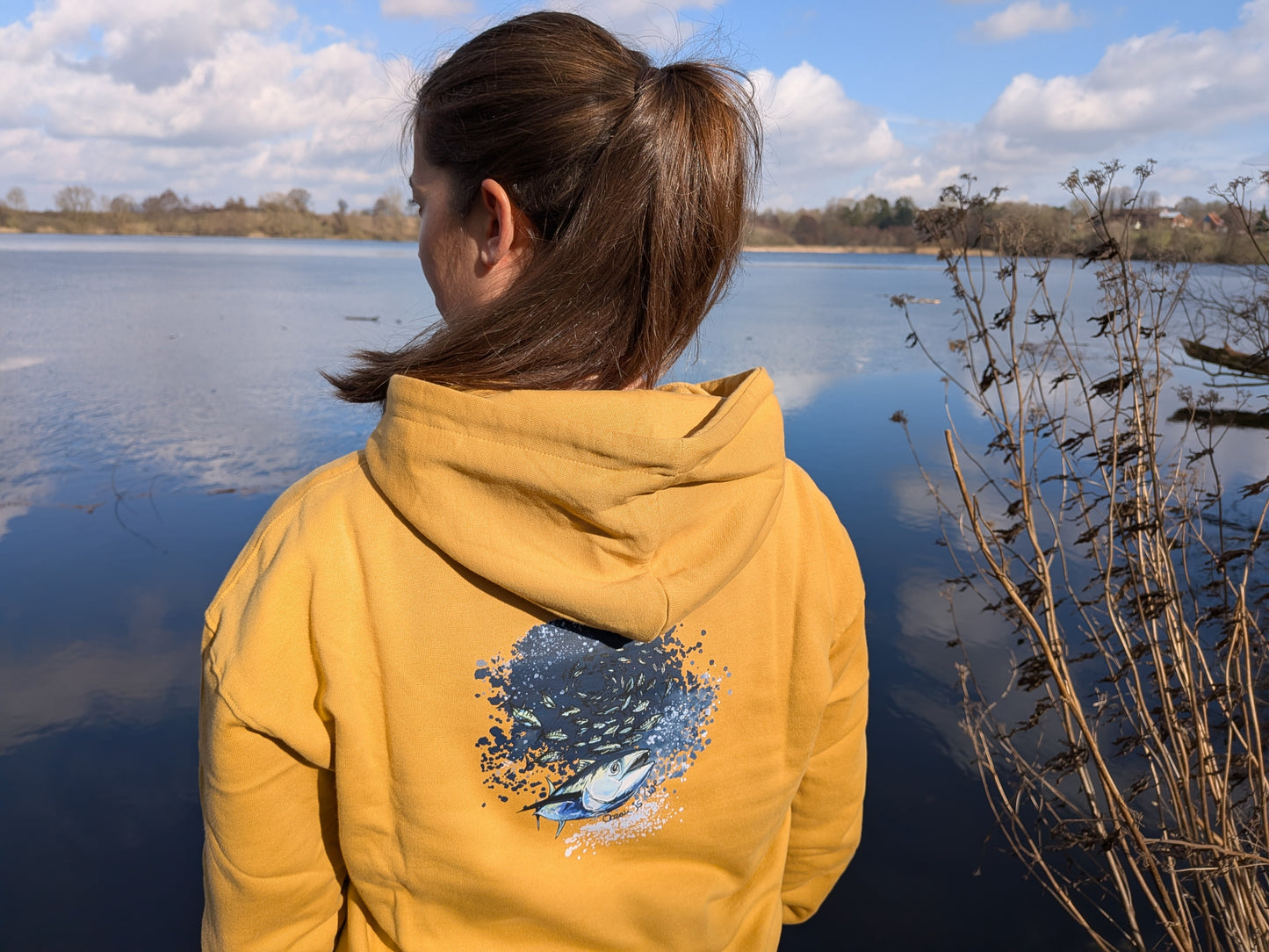 Hoodie/ Ocean is live